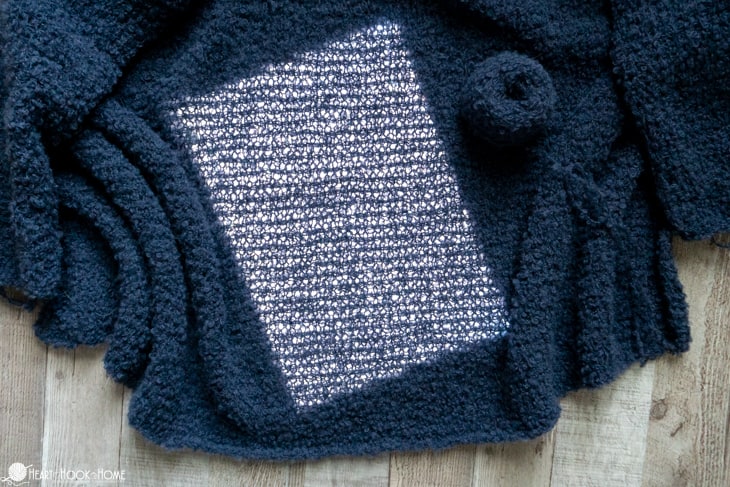 Bouclé yarn sample with light pad turned on