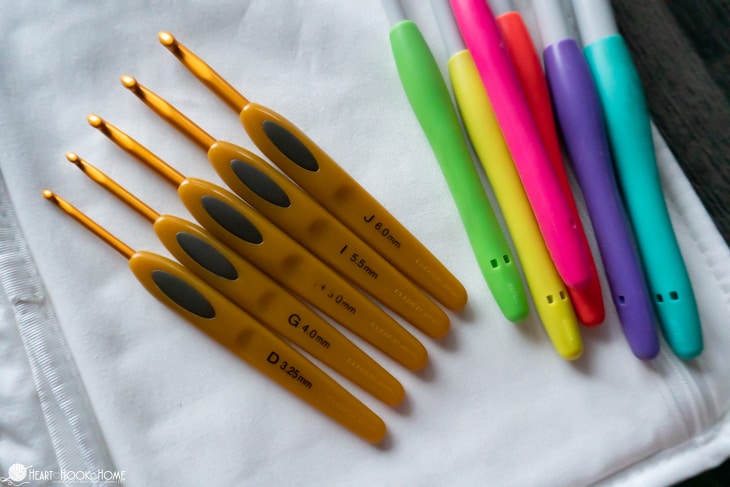 how to find size of a crochet hook