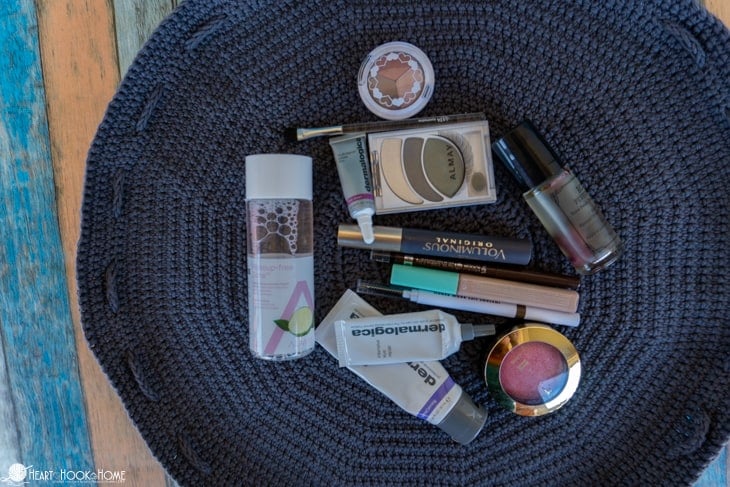 free cosmetics bag crochet pattern