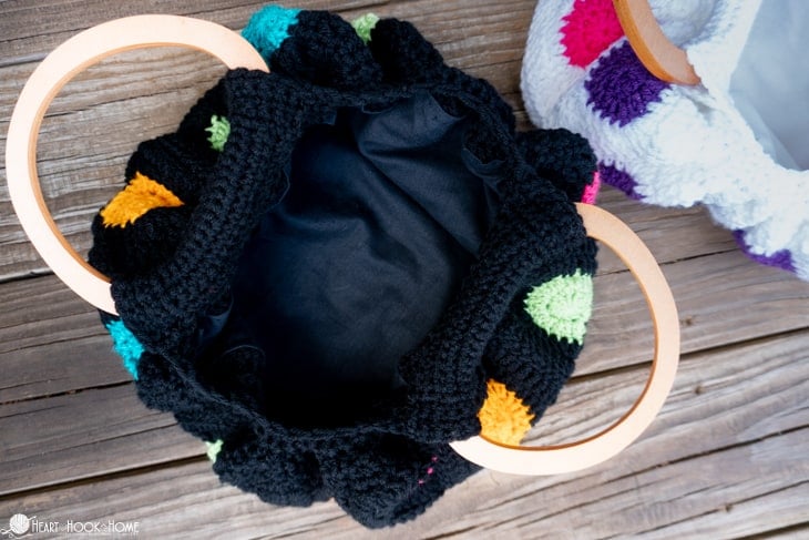crochet fat bottom bag
