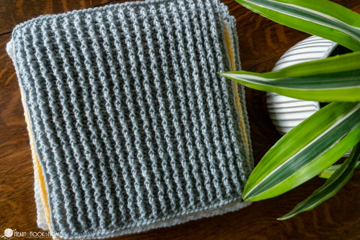 Front Post/Back Post crochet stitches