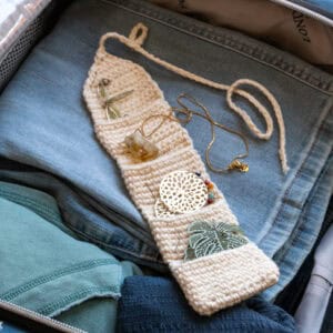 crochet jewelry saver