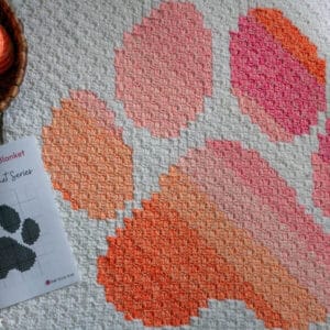 paw print kennel blanket crochet pattern