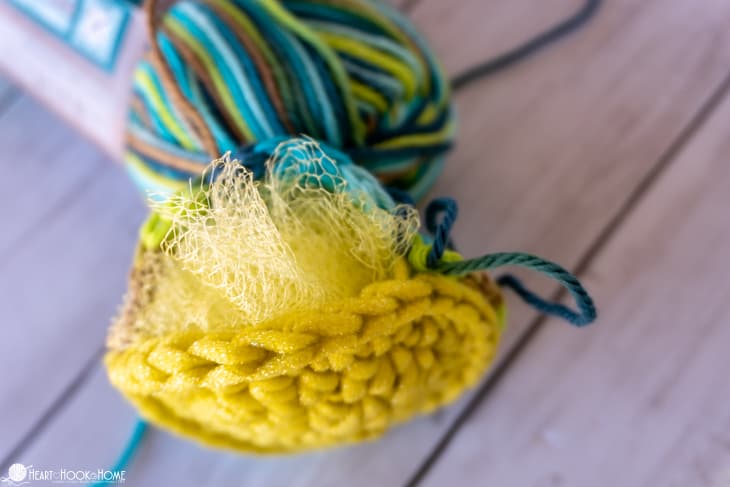 crochet scrubber for pots and pans