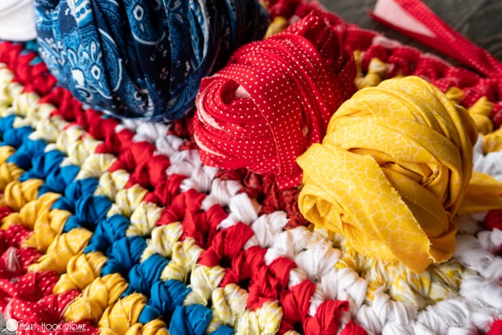 how to crochet a rag rug